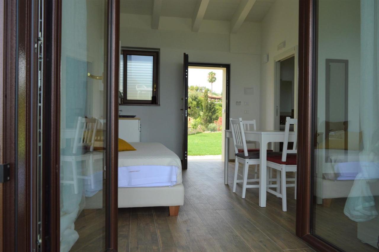 Casale Adriatico B&B Pineto Kültér fotó