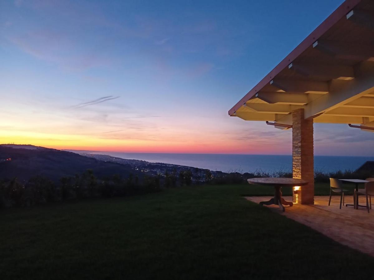 Casale Adriatico B&B Pineto Kültér fotó